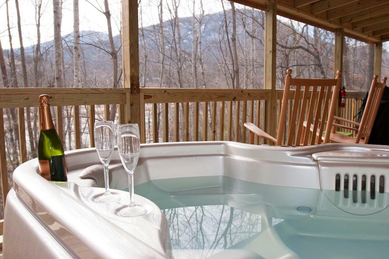 Pine Gables Cabins Lake Lure Exterior foto