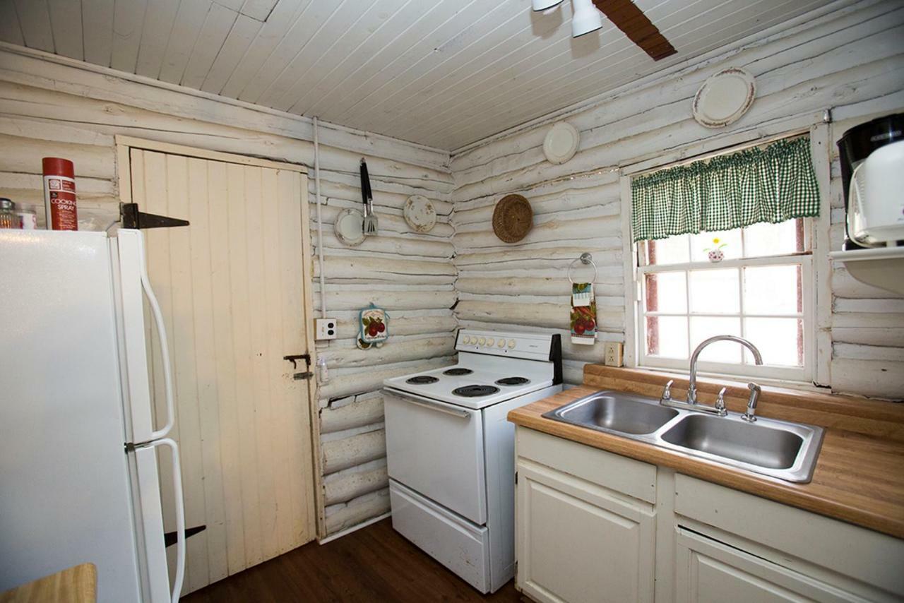 Pine Gables Cabins Lake Lure Exterior foto